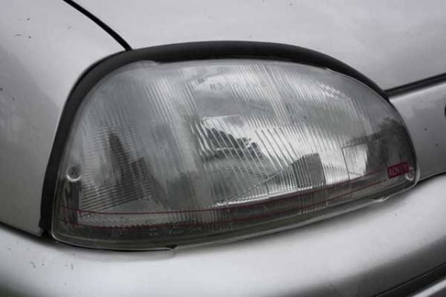 Rover 100 headlamp covers